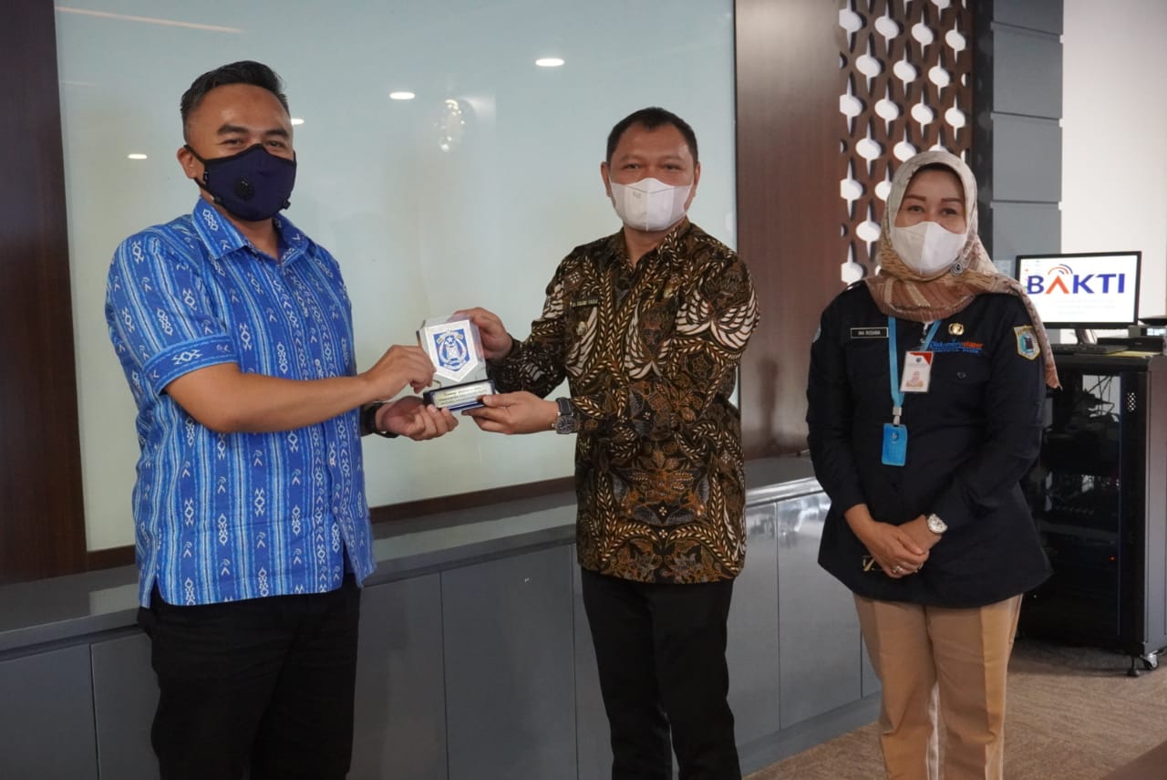 Bupati Paser Dipuji Karena Siap Bangun 5 Tower Telekomunikasi