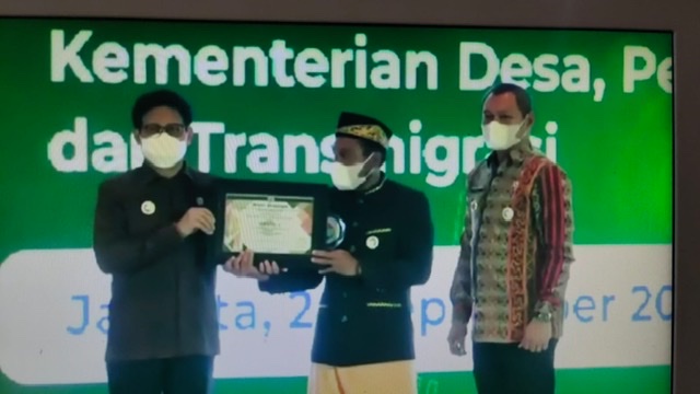 Tunjukkan Tajinya  Melalui  Posyantek Desa Uko, Bupati Bangga Karya Ali Maulana Juara Nasional