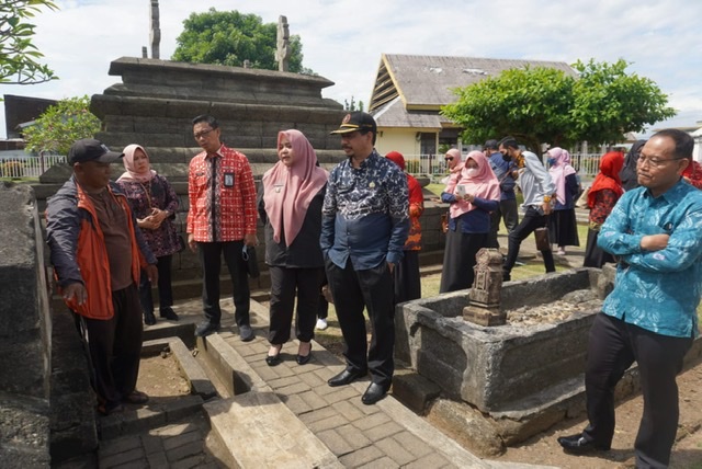 Kunjungi Makam Raja Gowa, Wabup : Paser Bisa Mengadopsi Hal Seperti ini