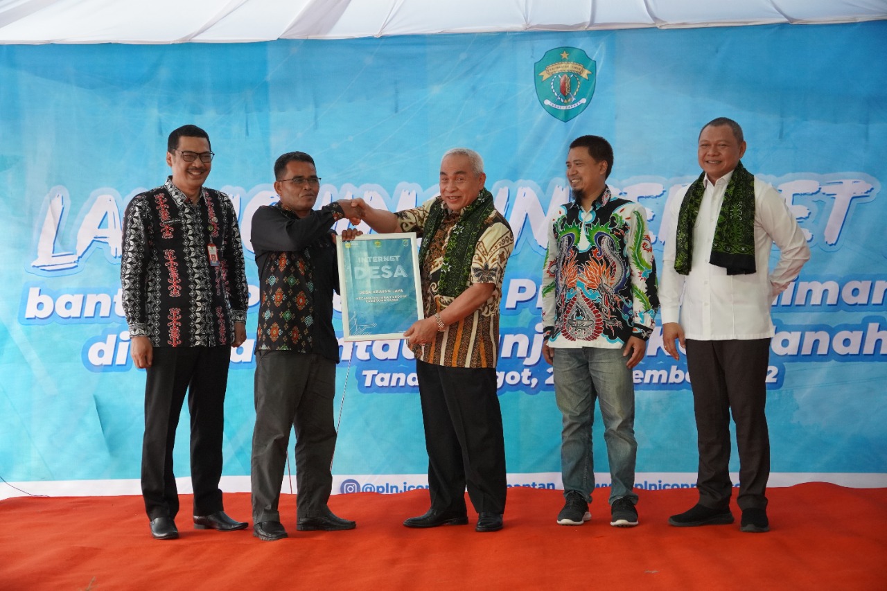 Gubernur Launching Internet Desa 