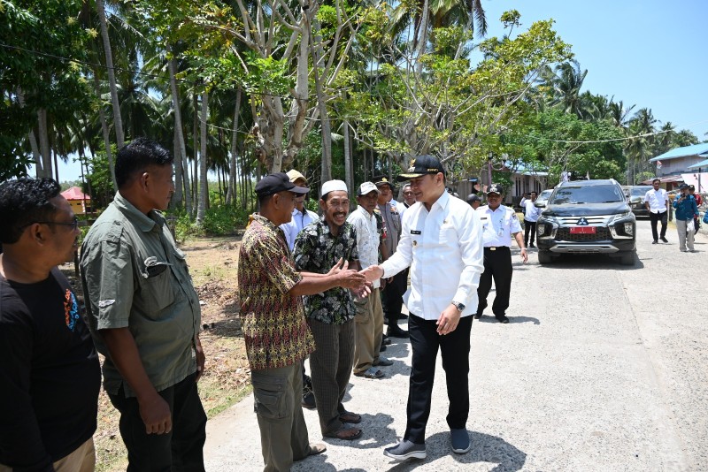 Jalan Dulu, Kemudian Sekolah