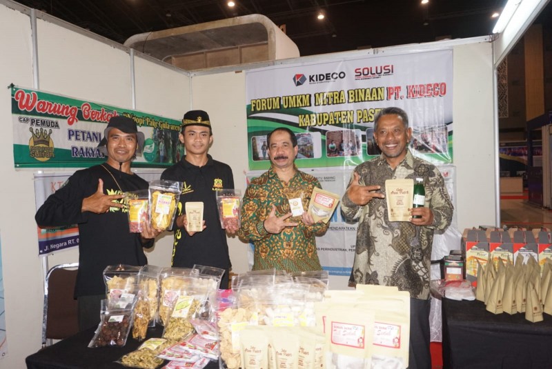 Pembukaan Kaltim Fest, Sekda Kunjungi Stand Paser