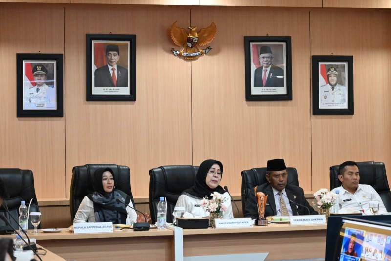 Sekda Pimpin Evaluasi Tahap Kedua Program Gerakan Menuju Kota Cerdas ( Smart City ) Tahun 2023