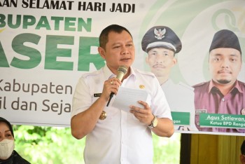 Bupati Sampaikan Vaksin dan BPJS di Rangan