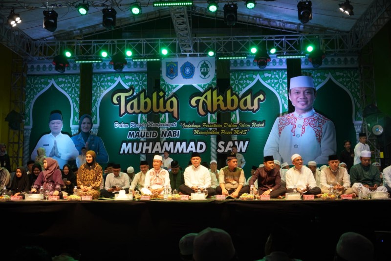 Tabligh Akbar Digelar Dengan Mengundang Ustadz Kondang Das’ad Latif