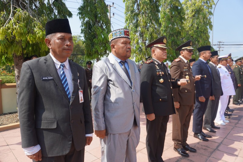 Ziarah Taman Makam Pahlawan Mengingatkan Kembali Jasa Para Pejuang Kemerdekaan