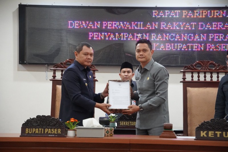 Bupati Sampaikan 4 Raperda kepada DPRD