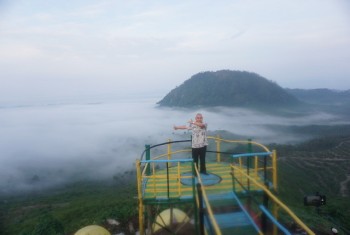 Gubernur Isran Puji Keindahan Gunung Embun