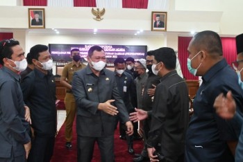 Bupati Fahmi Hadiri Paripurna Penetapan Propemperda 2022