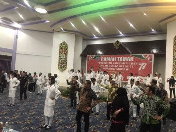 Meriah, Bupati & Seluruh yang Hadir Diajak Bergoyang Paskibraka