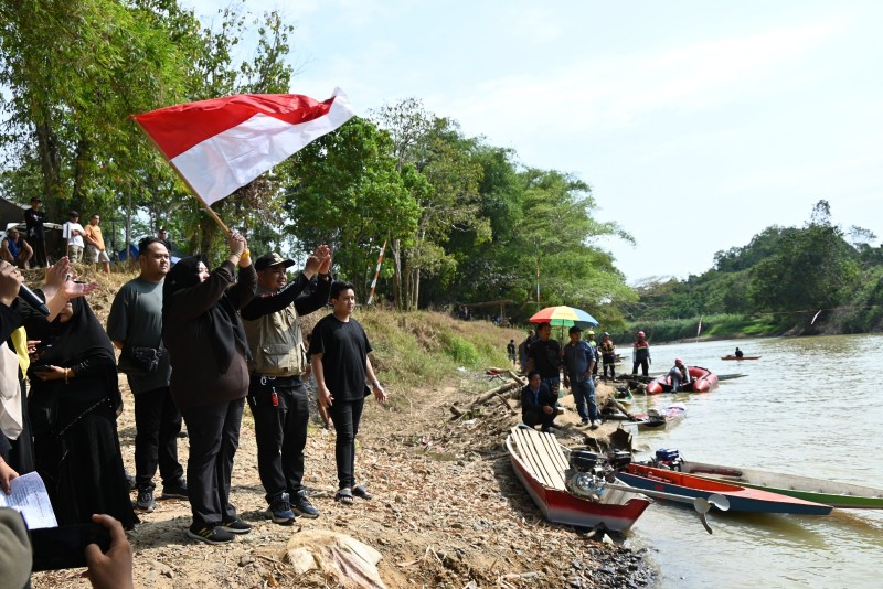 Sebanyak 50 Biduk Alus Dilepas Wabup Masitah