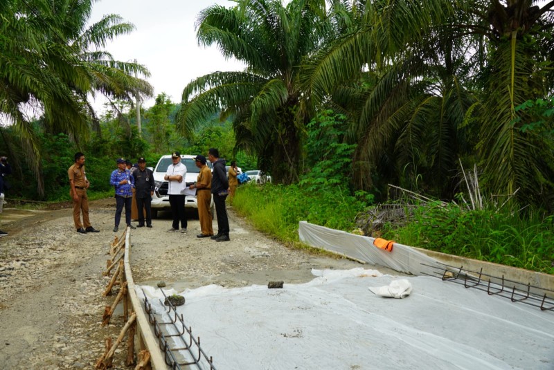 Jalan di Sekiet Long Kali Selesai 72 Persen