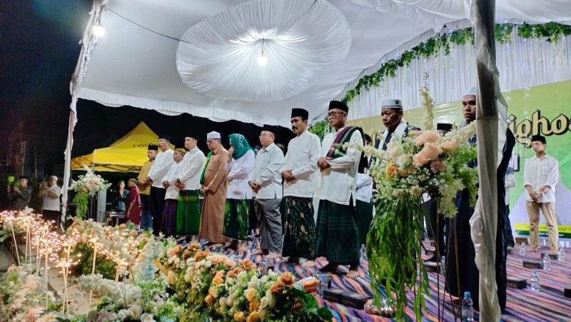 Ribuan Warga Paser Hadiri Sholawat dan Istiqosah 