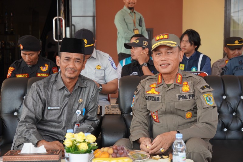 Staf Ahli Bidang Hukum dan Pemerintahan Hadiri Apel Pengamanan Natal dan Tahun Baru