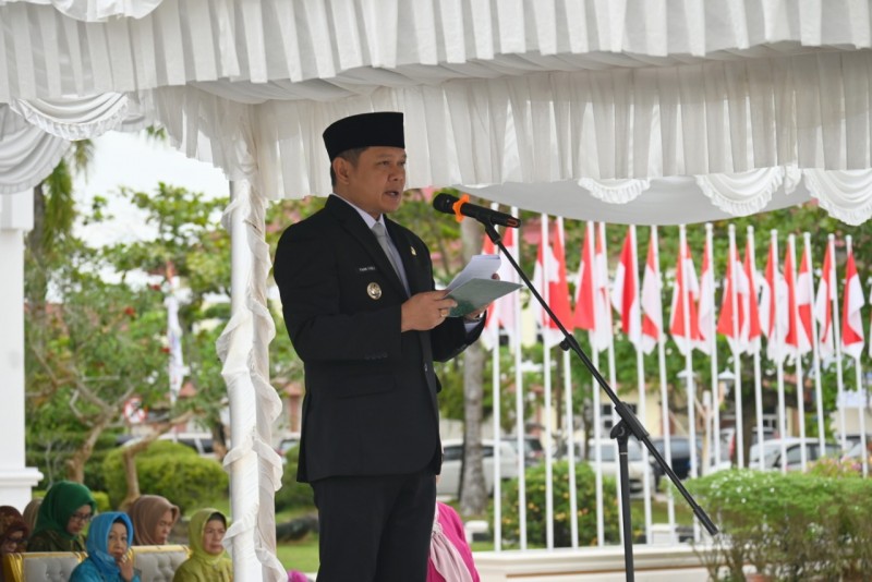 Bupati Fahmi Hadir Sebagai Inspektur Upacara Pada Peringatan Hari Ibu ke 94