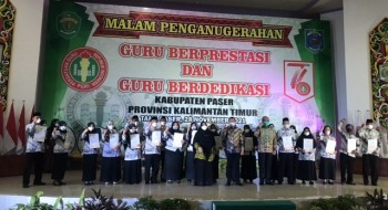 Guru Paser & Guru, Sekolah & Siswa Kaltim Terima Penghargaan 