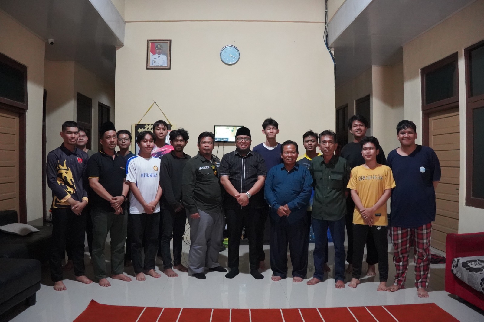 Wabup Kunjungi Asrama Mahasiswa Paser di Banjar Baru