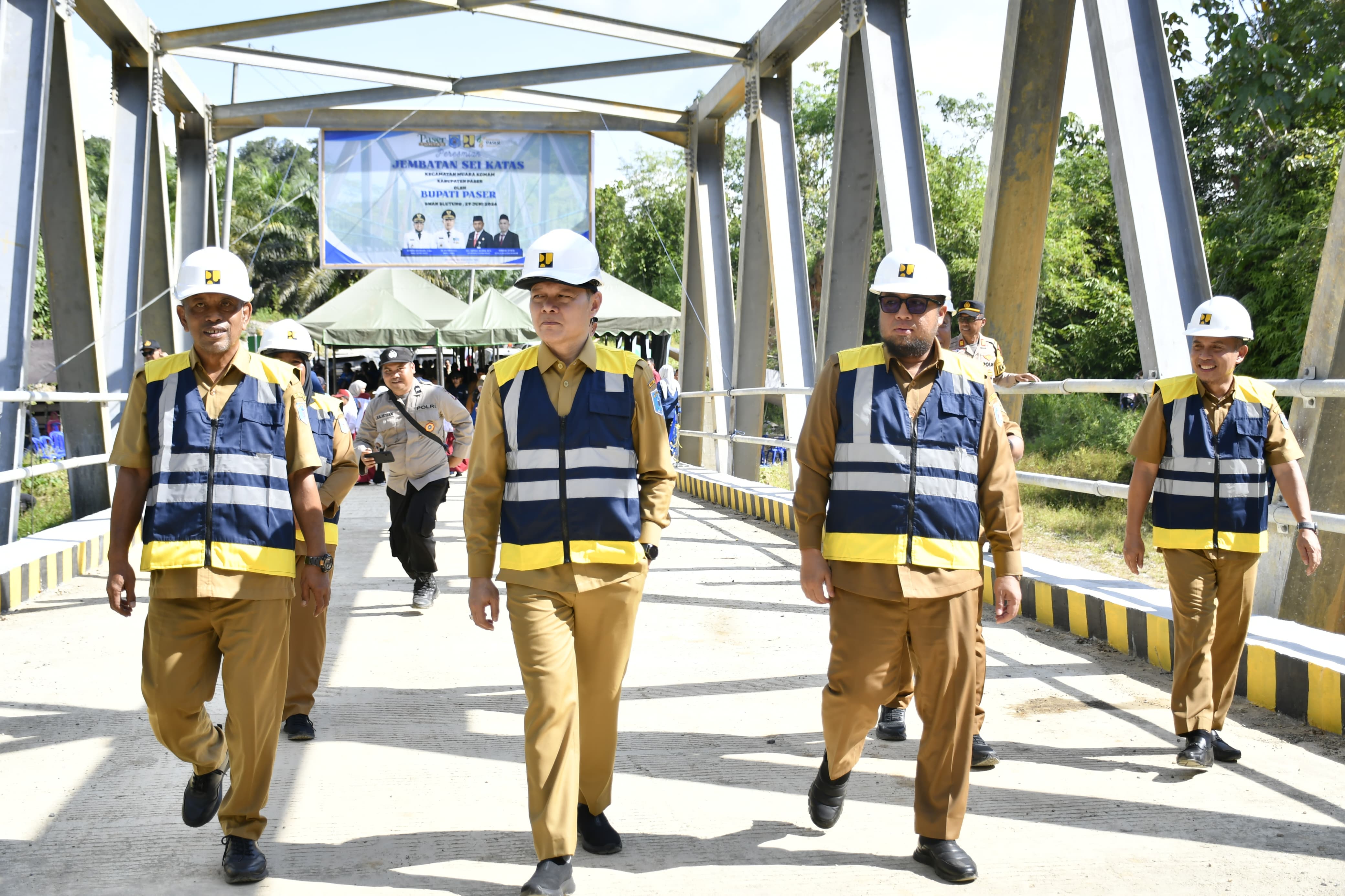 Bupati Berharap Para Kades Bisa Kembangkan Desa Semaksimal Mungkin
