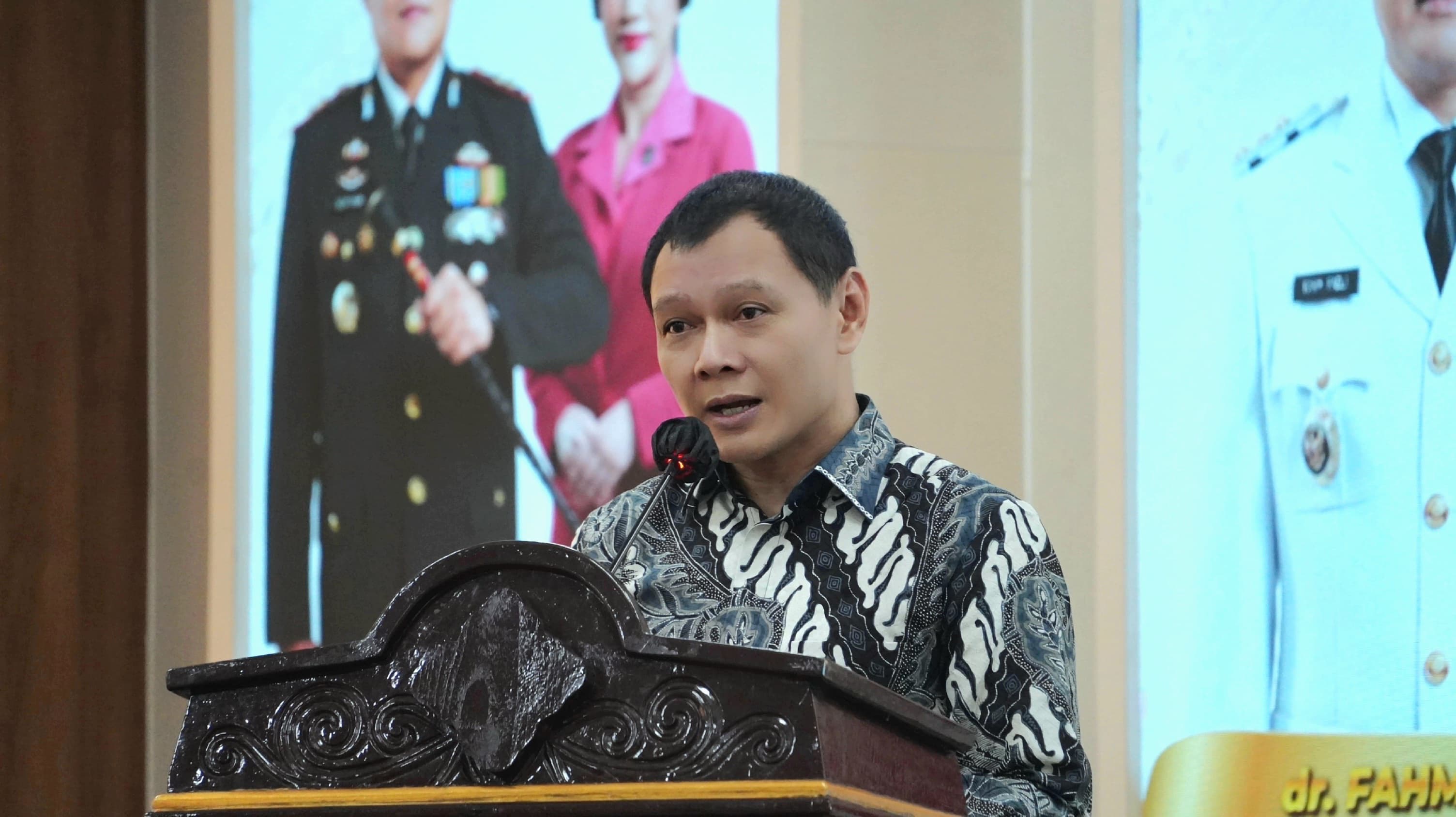 Kenal Pamit Kapolres Paser, Bupati Sampaikan Apresiasi Kepada AKBP Novy dan Ucapkan Selamat Datang Kepada AKBP Sofyan