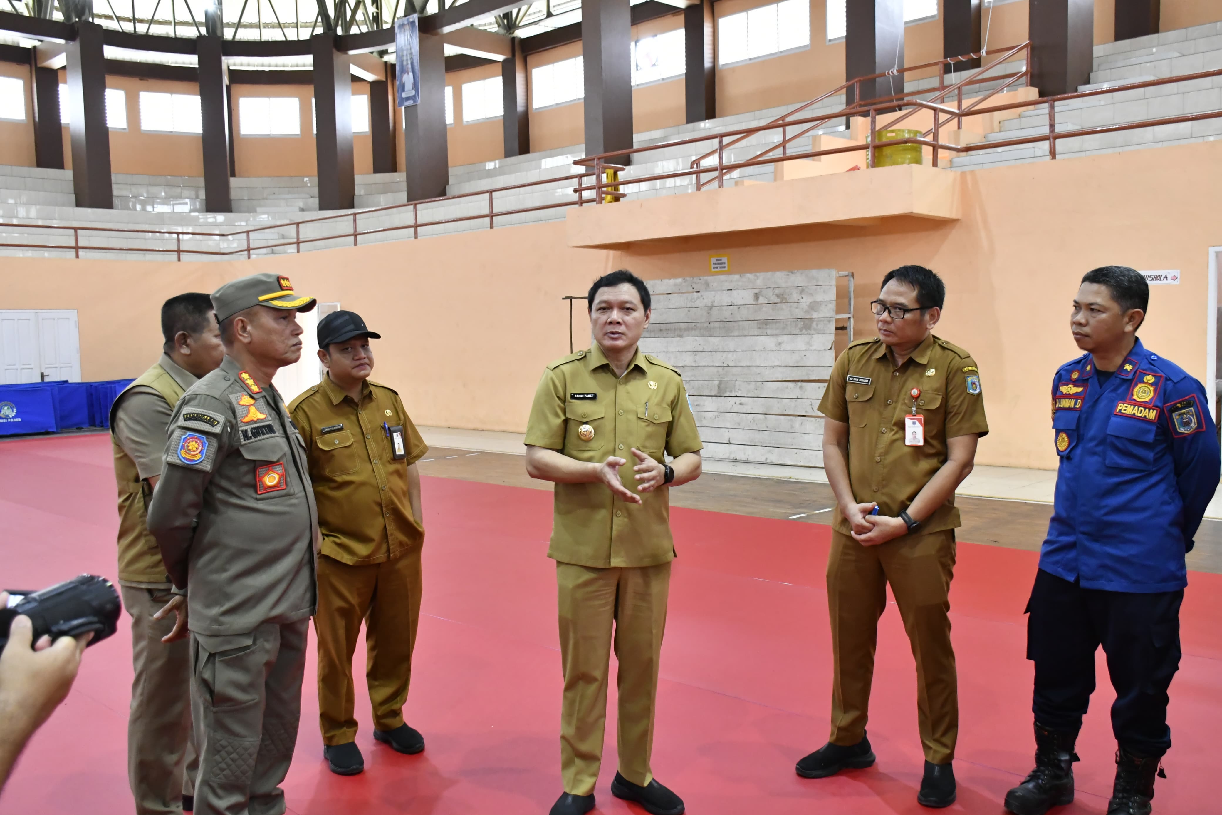 Bupati Tinjau GOR Sadurengas 