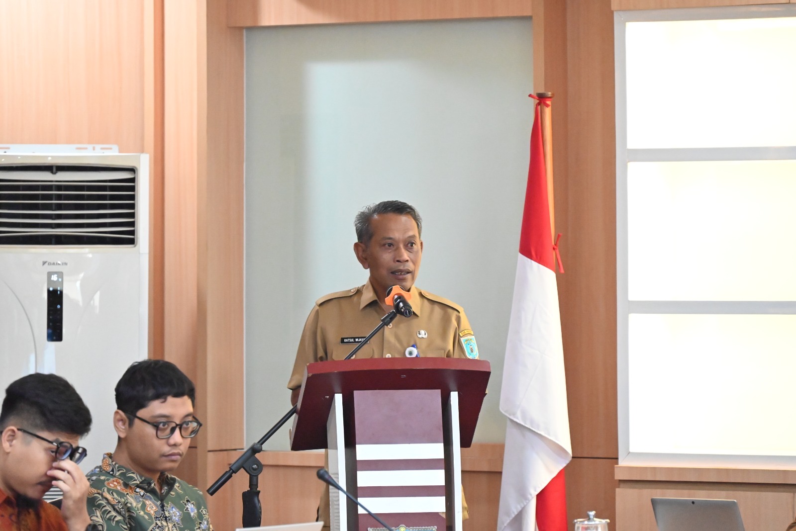 Kick Off dan Konsultasi Publik 1 Perjelas Tahapan Penyusunan KLHS Revisi RTRW