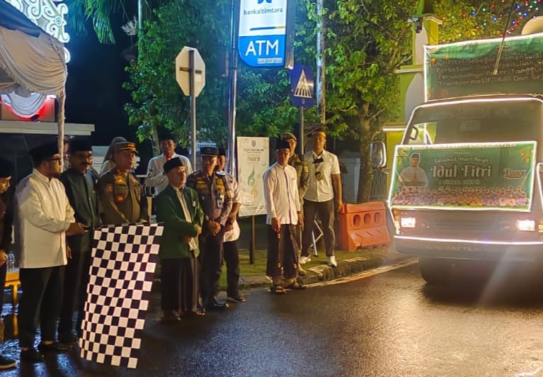 Wabup Ikhwan Lepas Pawai Takbir Keliling