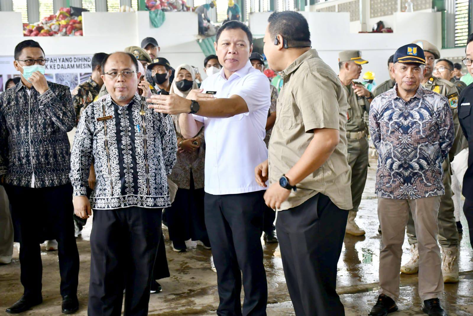 Transformasi Pengelolaan Sampah, Bupati Paser Tinjau TPST Janju Menuju Zero Waste