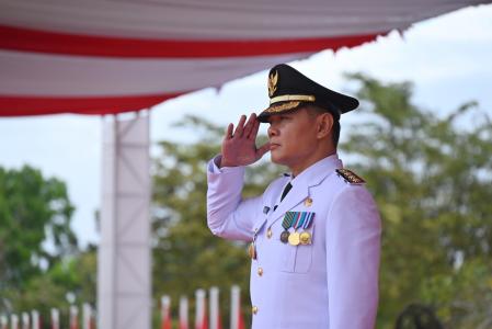 Merah Putih Berkibar, Bupati Ajak Masyarakat Maknai Peringatan Kemerdekaan RI Secara Utuh