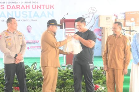 Wabup Buka Aksi Donor Darah Massal Peringati Hari Donor Darah se Dunia