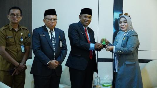 Jajaki Koordinasi Program Gratispol, Sahariah Mas'ud Kunjungi Paser