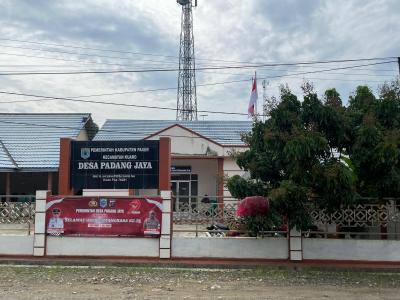 Desa Padang Jaya Raih Juara 1