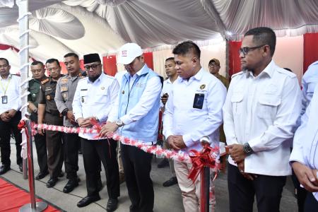 Mock Up Koperasi Desa Desa Merah Putih di Pasir Belengkong Dilaunching Secara Nasional