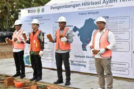 Ground Breaking: Suatang Jadi Tempat Pengembangan Hilirisasi Ayam Petelur Terintegrasi