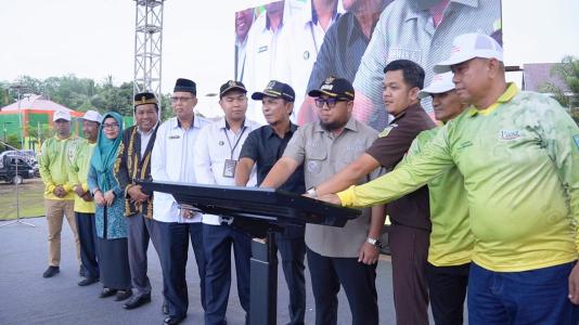Wabup Buka TTG 2025 dan Kunjungi Stand Pameran