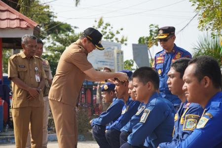 Respon Cepat Tangani Kebakaran, 66 Personel Damkar Yang Tergabung Dalam PJLP Dilantik