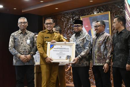 Paser Raih 4 Penghargaan Paritrana Award Tahun 2025