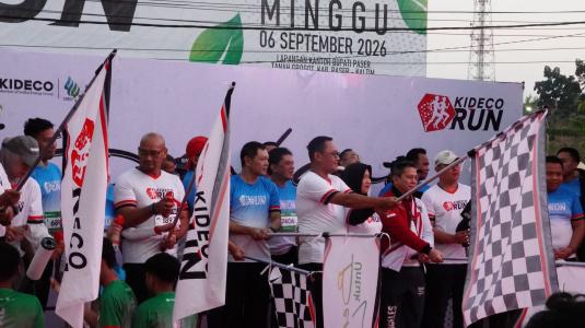 Ribuan Pelari Padati Ruas Jalan di Paser