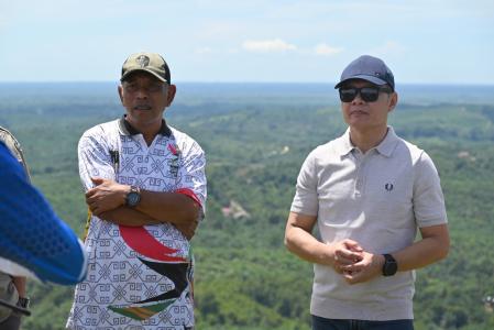 Bupati Targetkan Paralayang sebagai Cabor Unggulan