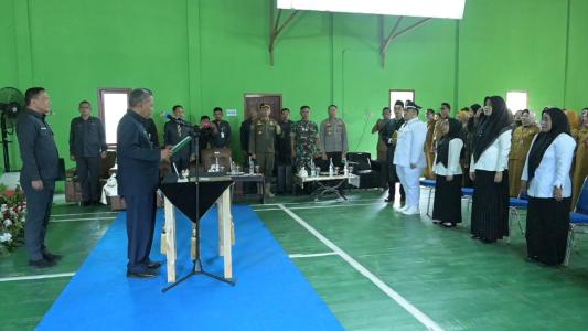 Sekda Paser Lantik  Kades Tanah Periuk PAW dan Anggota BPD 5  Desa
