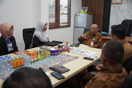 Mahasiswa Dan Pegawai Dari Paser Yang  Berkuliah di UNISKA Diharapkan  Dapat Mengaplikasikan Ilmunya
