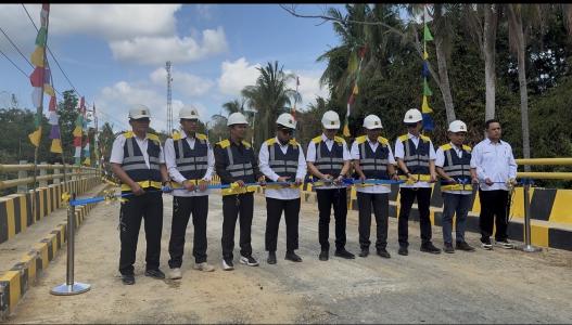 Bupati berpesan agar Jembatan Sei Segendang Yang telah difungsikan Dijaga Dengan Baik